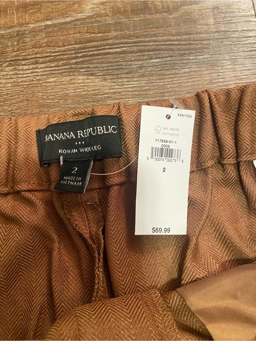 Banana Republic “Rowan Wide-Leg” Chinos in Cognac Brown - Picture 3 of 3